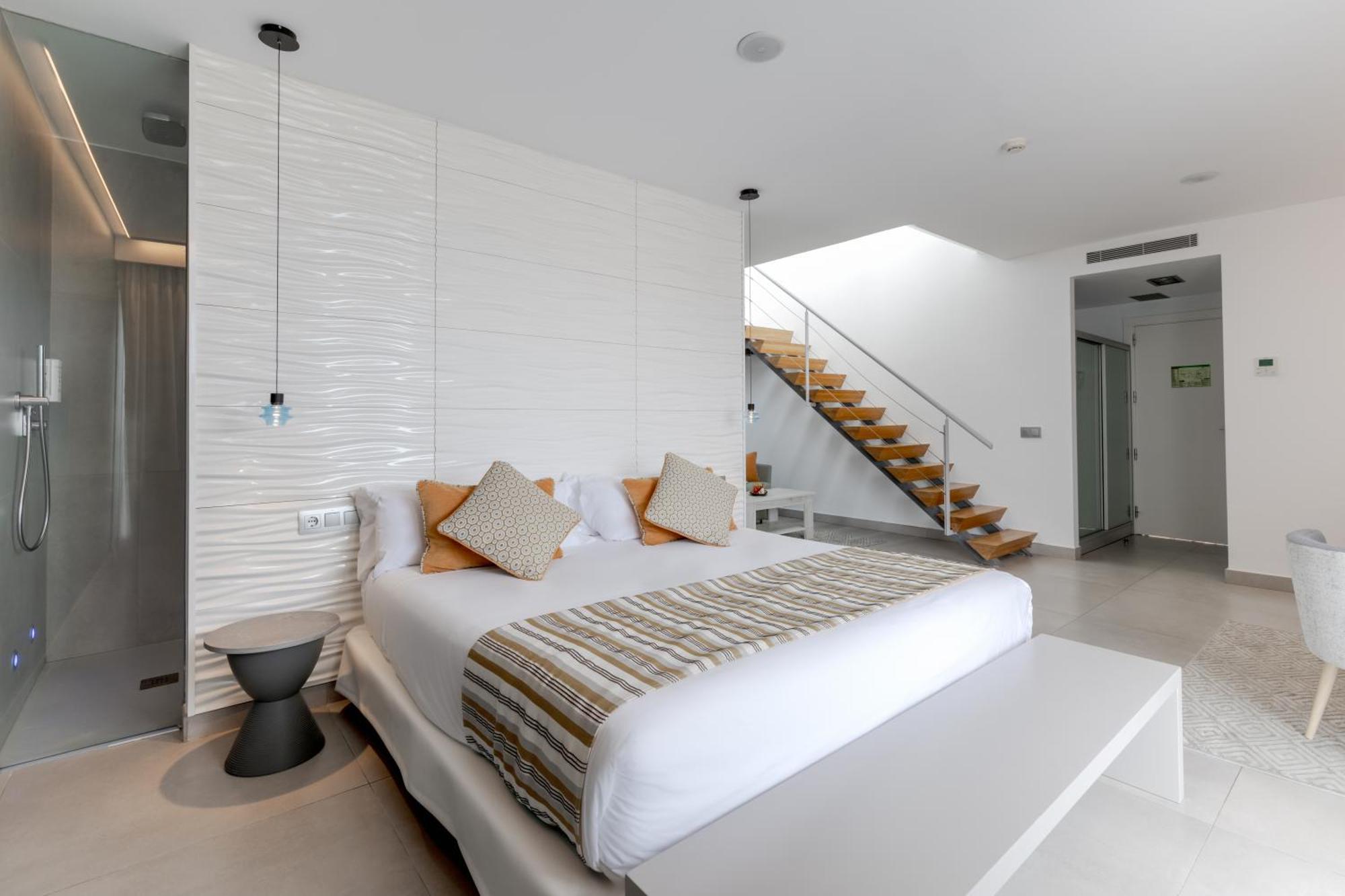 Suite Private Pool Frontal Sea View