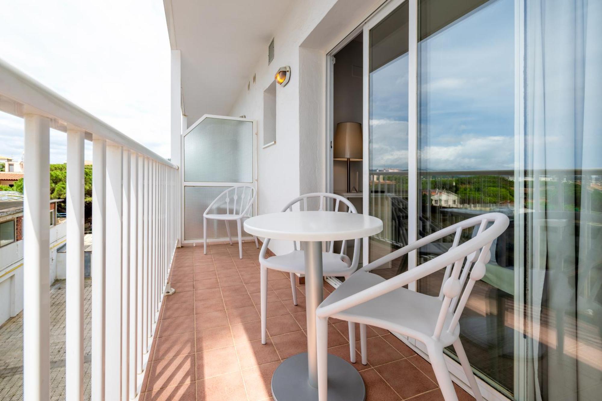 Comfort Triple Room Balcony